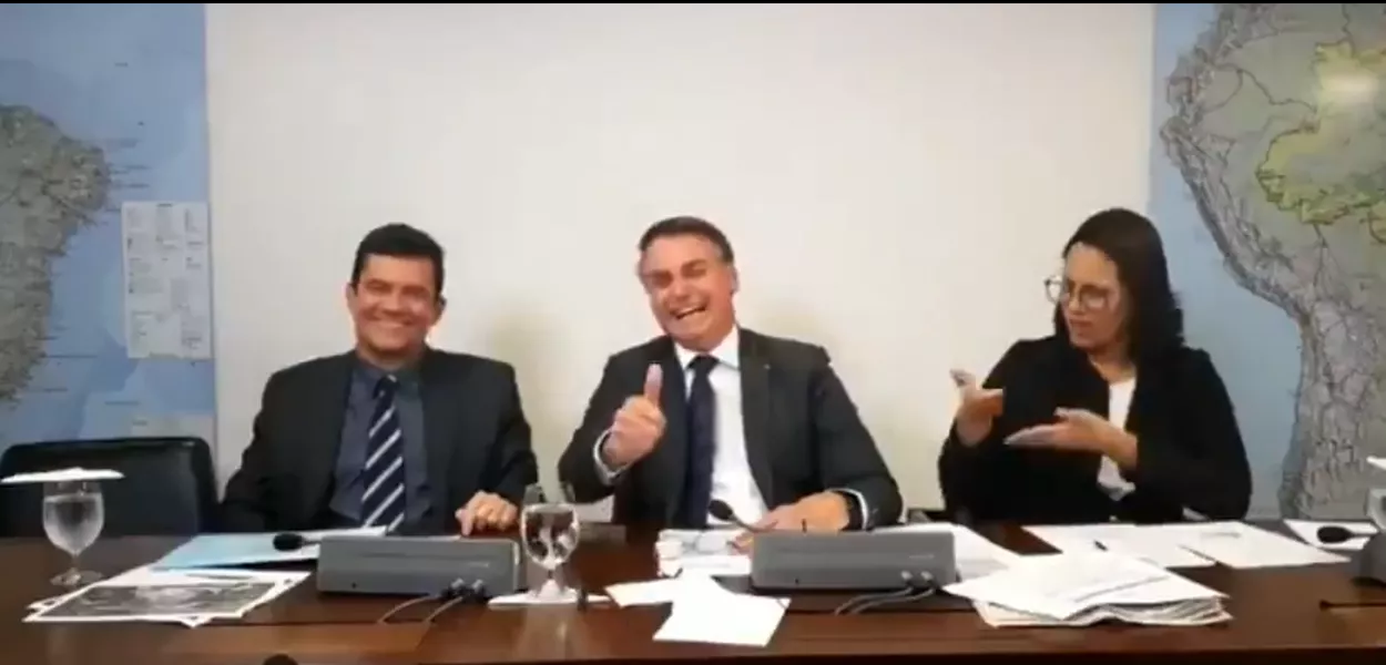 Moro assume lado bolsonarista e compartilha vídeo do chefe com ameaças à imprensa